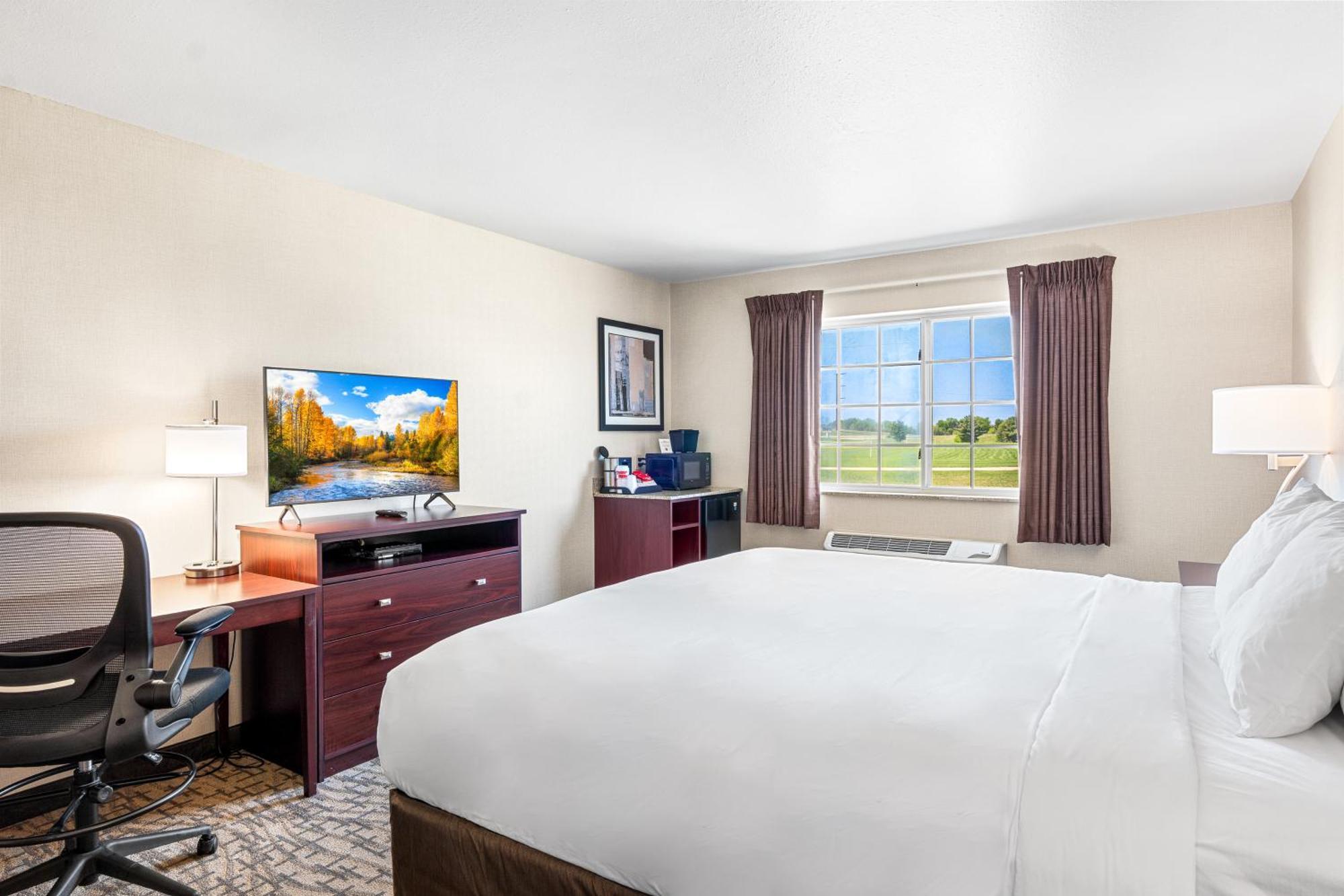 Boarders Inn & Suites By Cobblestone Hotels - Shawano Экстерьер фото