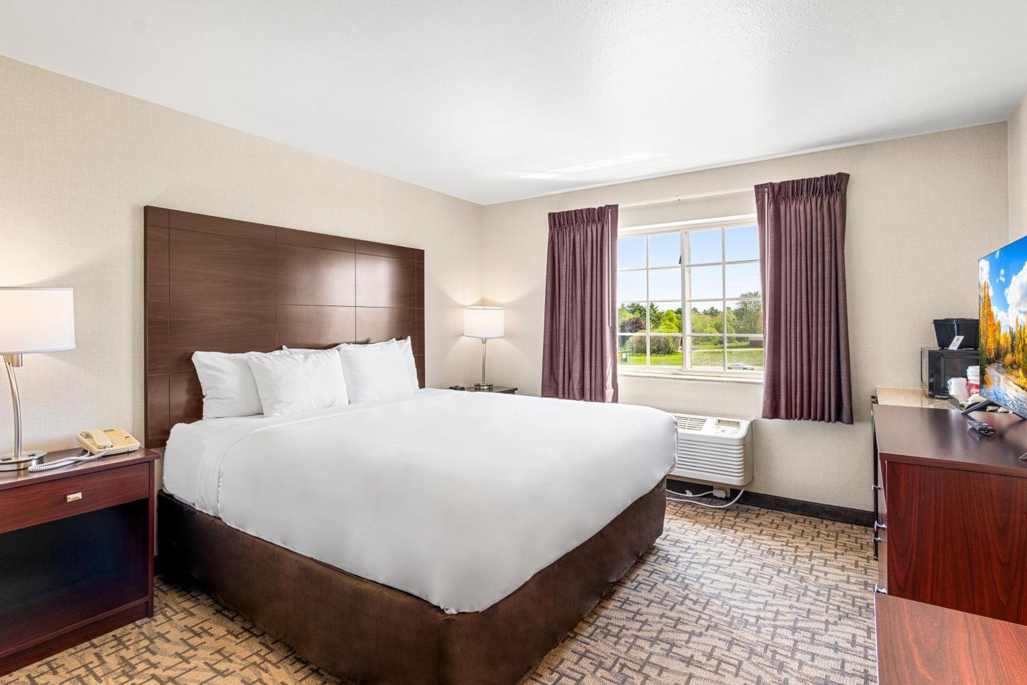 Boarders Inn & Suites By Cobblestone Hotels - Shawano Экстерьер фото